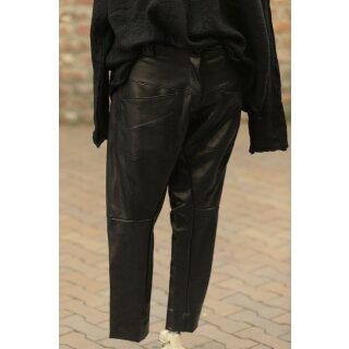Zeitlos by Luana Klappentaschenhose veganes Leder, Gr. L